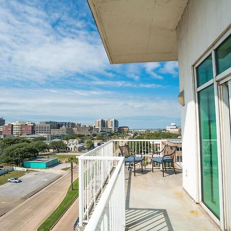 Sea It All Infinity Pool Ocean Views Steps From The Beach - A Perfect Romantic Getaway Galveston Kültér fotó